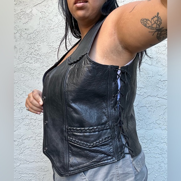 Biker's Leather Stuff Black Leather Vest - Picture 8 of 11